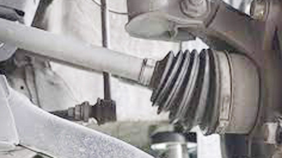 Can a Bad CV Axle Cause Vibration? 1 Can a Bad CV Axle Cause Vibration?