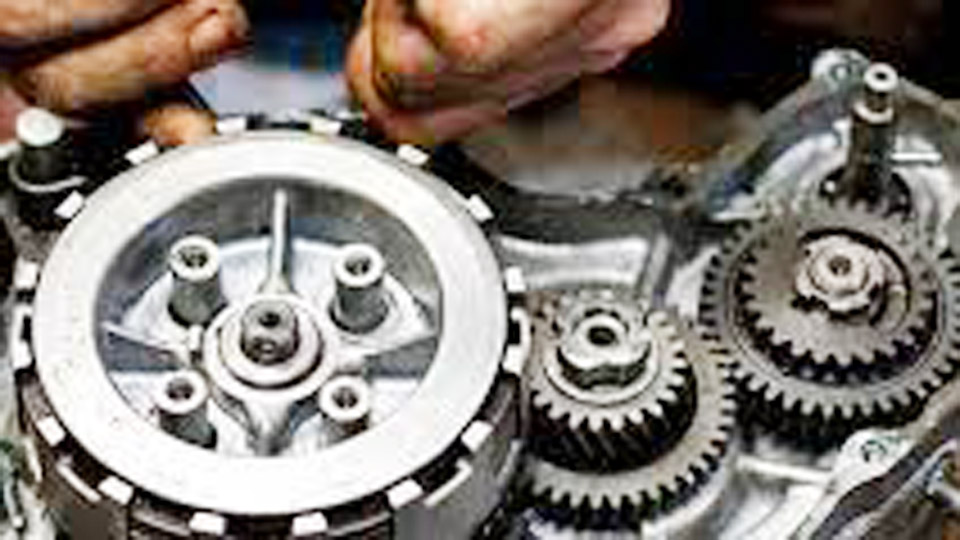 How to Fix an Over-Revving Car? 1 How to Fix an Over-Revving Car