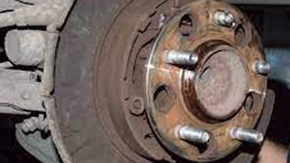 How to Replace Wheel Studs on Disc Brakes