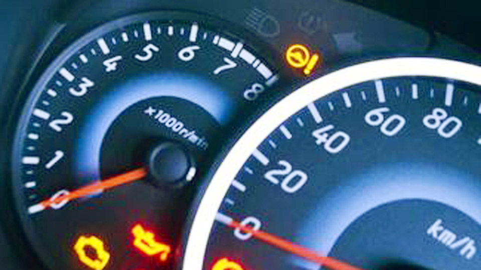 What Is the Steering Wheel Sign on Dashboard? 1 What Is the Steering Wheel Sign on Dashboard